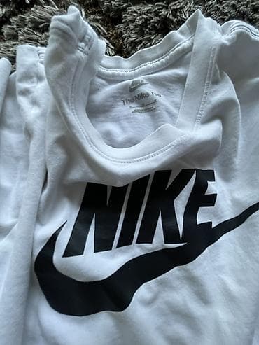 nike bela majica zenska: Men's T-shirt Nike, bоја - Bela — 2