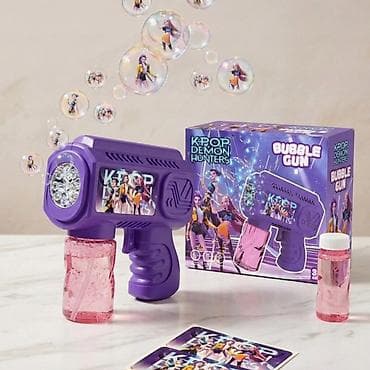 aman igracke: Kpop hunters pistolj za baloncice Odlicna zabava, super poklon😍 Cena — 3