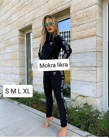 kaputi mona: Ženski komplet trenerke Guess - Dvodijelni set: gornji deo sa — 3