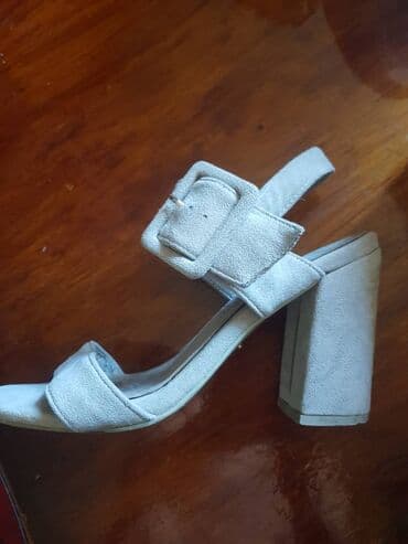 jednodelne pidzame h: Sandals, 38 — 1