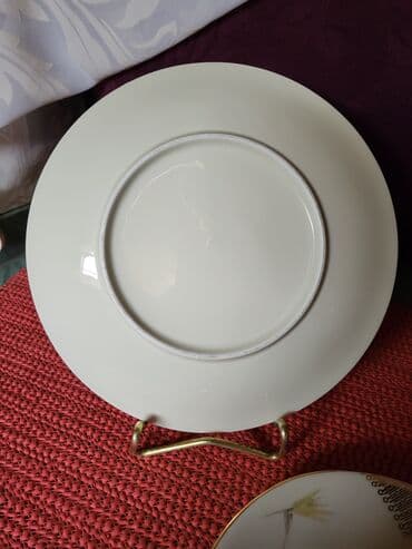 porcelanske solje za caj: Set porcelanski 70te. Porcelanski set. nigde — 11