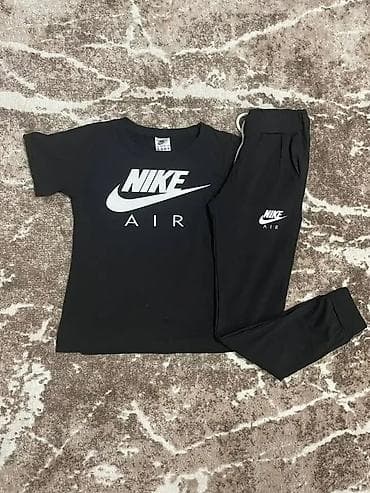 nike crvene: Nike Air komplet majica + donji deo trenerke - Dvodijelni set — 3