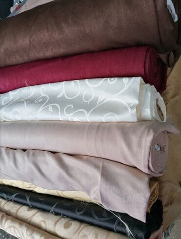 Draperi novi Dužina i širina po meri. 1490 din metar vijuge Ušivena at lalafo.rs Draperi novi Dužina i širina po meri. 1490 din metar vijuge Ušivena