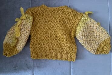 Duzina 35cm,sirina 33cm.Elasticnan at lalafo.rs Duzina 35cm,sirina 33cm.Elasticnan