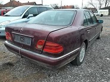 otkup starih vozila: MERCEDES E 290 E290TD | Godište 1998. Kilometraža 500.000 km Gorivo — 2
