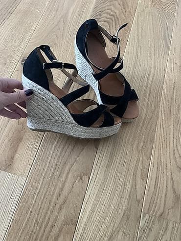 labrador patike zenske: Crne ženske sandale na punu petu (espadrile) - Gornjište: mekani — 2