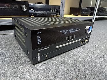 Cameras & Camcorders: Harman kardon 130 /230 black Specifications Tuning range: FM, MW — 3