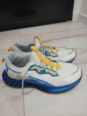 imac obuca: Patike za dečake, sportski/trend model - Boja: bela osnova sa plavim — 2