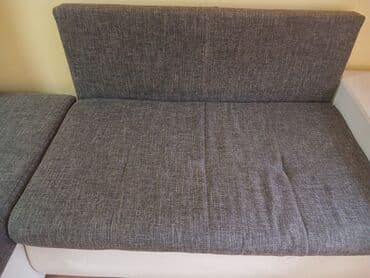 krevet na razvlacenje za decu: Ugaona garnitura sa ležajem – sivi štof i bela baza - Oblik — 6