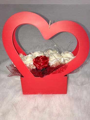 sobno cvece crveni cvet: Poklon box love poklon box love je idealan poklon za dan ljubavi — 3