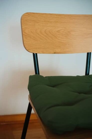 Sets of table and chairs: Cena seta: 9.995 RSD (moguća kupovina i odvojeno) Topao, skandinavski — 7