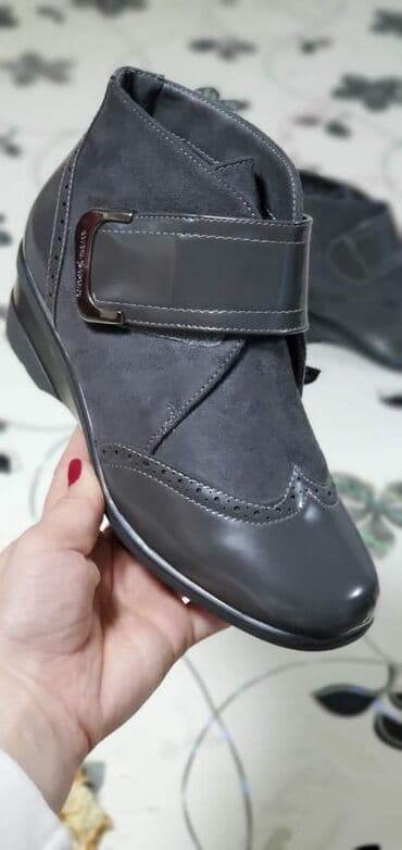 new yorker kape: Broj 36 

1550 din — 1