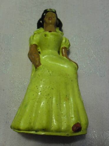 principi ekonomije za prvi razred pdf: Disney Snežana oko 13 cm. guma — 1