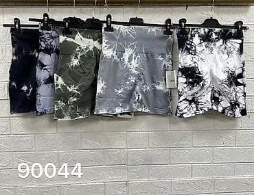 Šortsevi, Bermude: 04. Push up 2.200 dinara A — 6