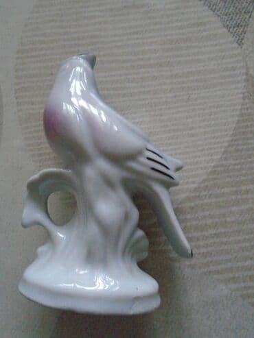 bicikle sa prednjim i zadnjim amortizerima: Prelepa vintage porcelanska figura ptice — 2
