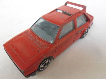 Burago Lancia Delta S4 crveni, Italy, naprslo z. staklo, izgreban