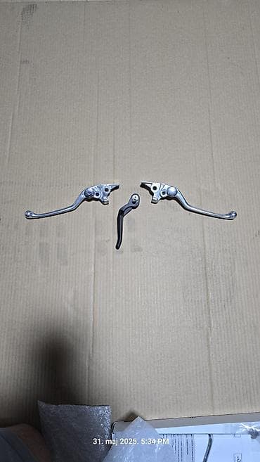 polovne gume 14 c: Novi delovi, cela izduvna grana sa auspuhom, katalizator — 6