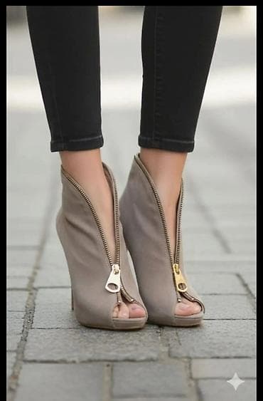 Ženske sandale/ankle booties sa visokom potpeticom i otvorenim