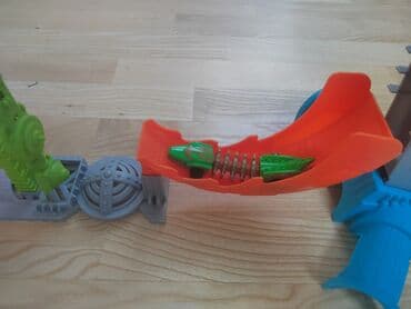 igracke dinosaurusi: Hot Wheels HW city autodrom 4+ — 6