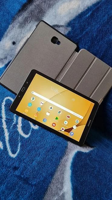 Vrhunski tablet samsung,veliki 10.1 inca,ima za sim karticu, nema