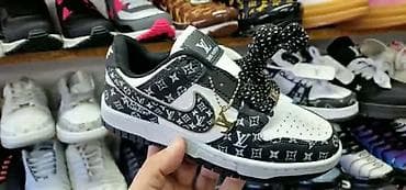 pertle za timberland cipele: LV
36 do 41 
5300 din
PK🌛 — 4