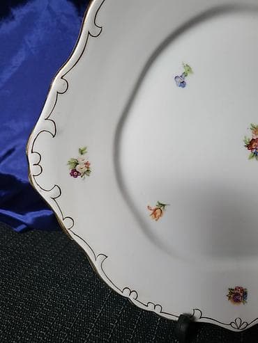 Stare vaze i dekor: Tanjir Hollohaza iz 1949 do 1970.godine,madjarski porcelan — 6
