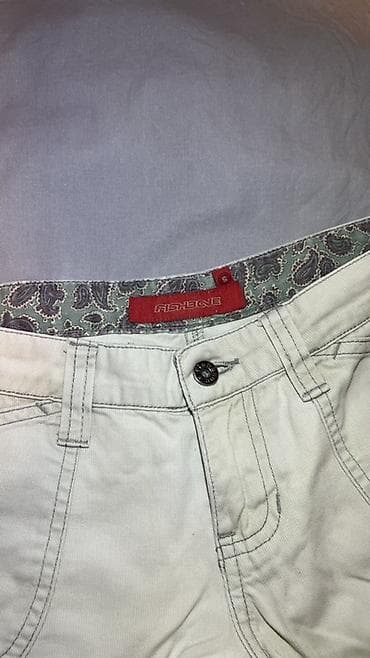 dilvin pantalone: Ženske kratke pantalone (šorts) A Fish Named Fred - Veličina: S - — 1