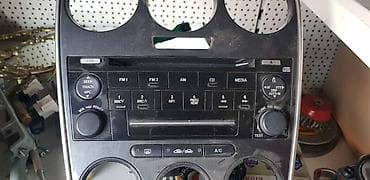 CD PLEJER ZA MAZDA 6