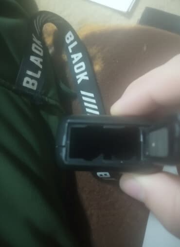 ruska krema za fleke na licu: Električni trimer/mašinica za šišanje i bradu - Kompaktan trimer sa — 1