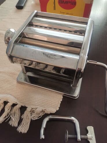 Furniture: Masina za pravljenje rezanaca rosfraj u kutiji par puta koristena jako — 6
