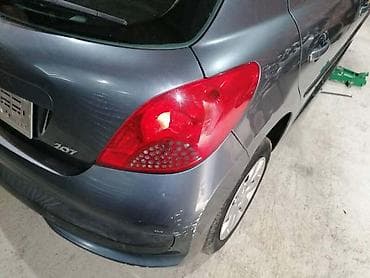sm auto varvarin: KOMPLET AUTO U DELOVIMA ZA PEUGEOT 206, 207 | Delovi Peugeot 206 i — 5