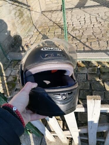 crni nike ranac: Očuvana kaciga — 3