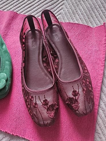 karrimor obuća: Obućaveličina 38,brend Klarks i Flaj London.Sve koža,osim čipkanih — 3