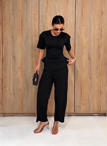 claire's beograd: ✅Dvonodelni ženski komplet – top i pantalone
✅3200 — 3