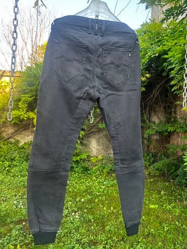 Women's Clothing: Farmerke REPLAY kao nove. Uzan kroj, dosta elsatične. Veličina — 4