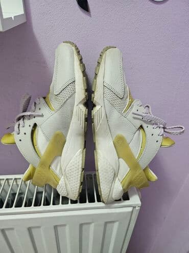 metro obuca нови пазар – слике: Nike, 40, bоја - Bež — 1