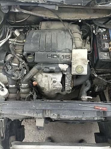 MOTOR I MENJAC ZA CITROEN C4 PICASSO OD 2007. DO 2012. GOD. | motor na lalafo.rs MOTOR I MENJAC ZA CITROEN C4 PICASSO OD 2007. DO 2012. GOD. | motor