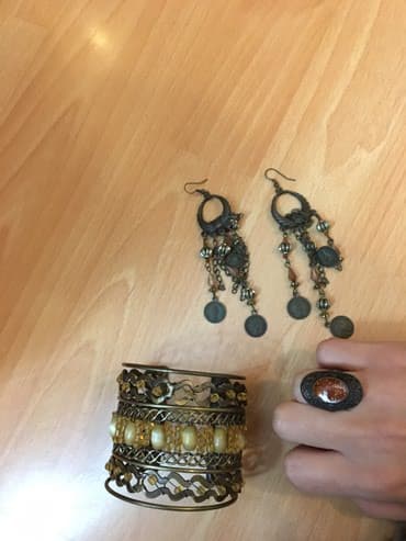 svecane haljine i kompleti za punije osobe: Set: Narukvica, Minđuše, Prsten — 1