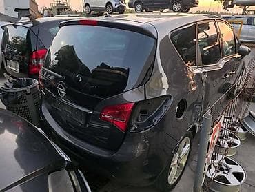 Kompletan auto u delovima: OPEL MERIVA 2011. GOD. - KOMPLETAN AUTO U DELOVIMA | AUTO DELOVI RS — 1