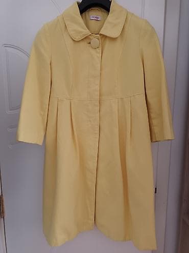 Beauty & Care: Orsay ženski kaput – pastelno žute boje - Model: A-kroja sa naborima — 1