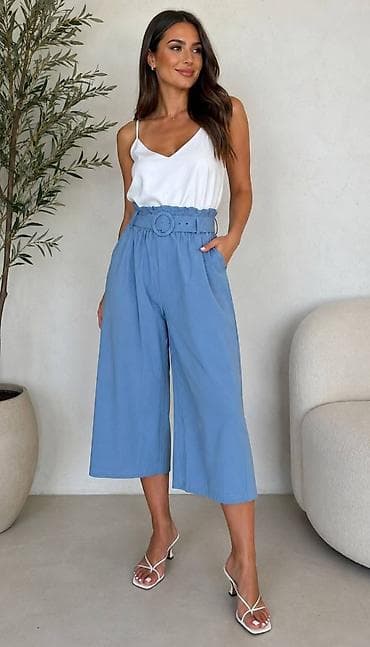 crveni sako i pantalone: Pantalone 3/4 poslednje vel na stanju Vel M/L i Xl/2xl 💫Cena 2000 din — 1