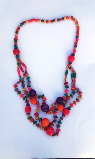 Aksesoari za kosu: Drvena ogrlica — 1