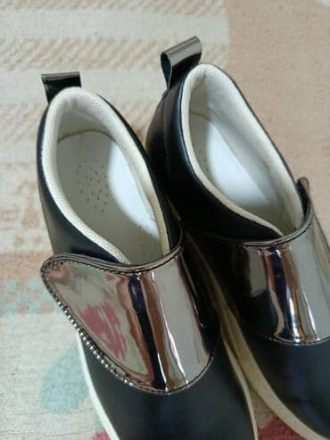 Women's Sneakers and athletic shoes: 39, bоја - Crna — 5