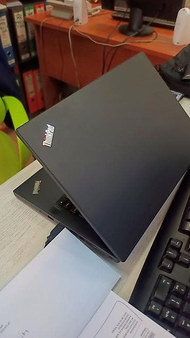 jeftini racunari: Lenovo ThinkPad – poslovni laptop sa dok stanicom Specifikacije — 1