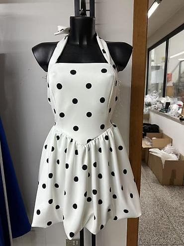 💫Haljina na tufne – kratka, retro chic
✨2500 din