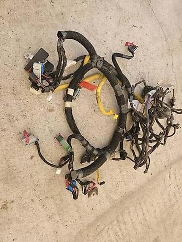 auto prikolice galeb cene: INSTALACIJA MOTORA VRATA ZA FIAT PUNTO ZA 2002. GOD — 2