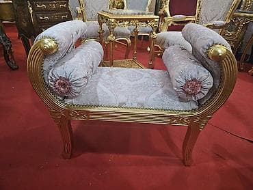 Stolovi: 𝐄𝐥𝐞𝐠𝐚𝐧𝐭𝐧𝐚 𝐦𝐚𝐫𝐤𝐢𝐳𝐚 𝐢 𝐟𝐨𝐭𝐞𝐥𝐣𝐞 𝐮 𝐩𝐮𝐝𝐞𝐫-𝐫𝐨𝐳𝐞 𝐦𝐞𝐛𝐥𝐮, 𝐮 𝐬𝐚𝐯𝐫š𝐞𝐧𝐨𝐦 𝐬𝐩𝐨𝐣𝐮 𝐬𝐚 — 2