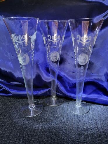 Drinking Glasses: Case za vino,kristalno staklo,rucna gravura iz 2000ih.god. Case za — 1