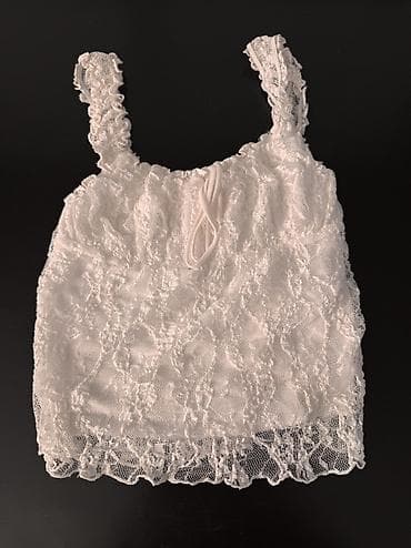 pull and bear helanke: Beli top 
Odgovara xs/s velicini — 1