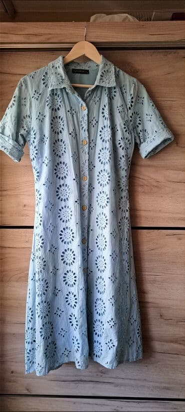 smaragdno zelene haljine: M (EU 38), color - Light blue, Short sleeves — 1